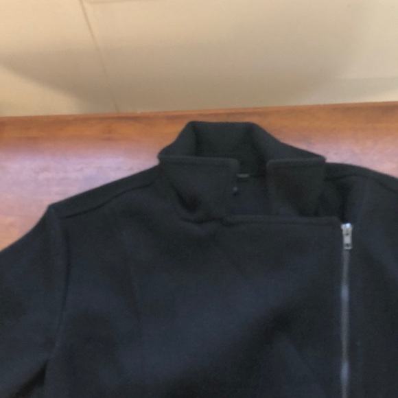 Women’s Banana Republic Black Side Zip Jacket - Picture 3 of 9